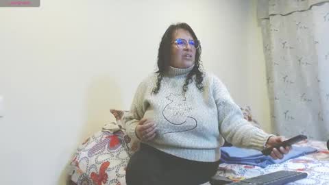 sofia online show from February 2025 08:20:02 PM