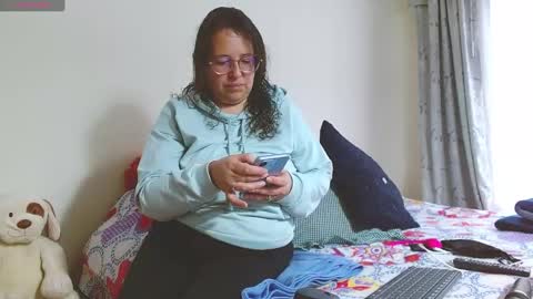 sofia online show from March 2025 09:32:02 PM