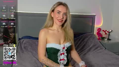Alina online show from December 2025 12:01:02 PM