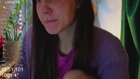 Molly  online show from October 2025 05:15:01 AM