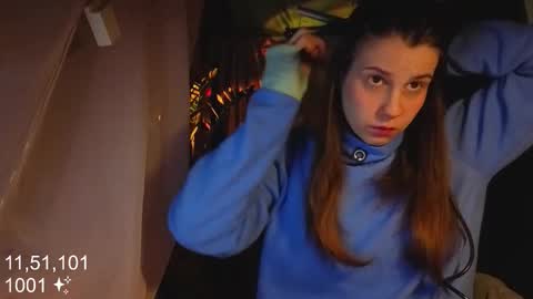 Molly  online show from November 2025 02:06:02 PM