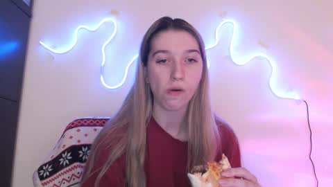 honeyveil online show from March 2026 02:21:01 PM