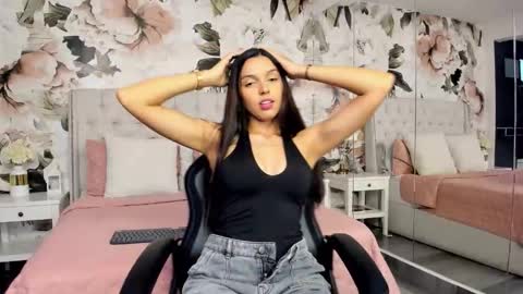 Honey online show from April 2026 07:27:01 PM