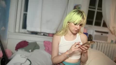 Emi Rose online show from September 2025 06:35:01 AM