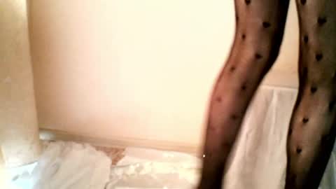 honeyy_bun online show from April 2026 08:34:01 AM