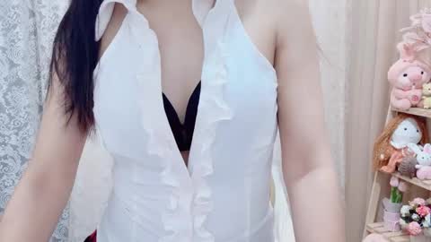 Rina online show from September 2025 03:45:01 PM