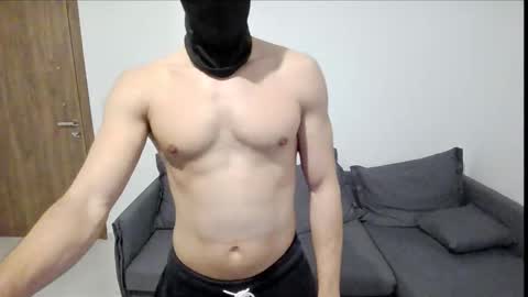 Snapshot of hornboy43 chatting on November 2025 04:45:02 PM Oliver Saints online show from November 2025 04:45:02 PM