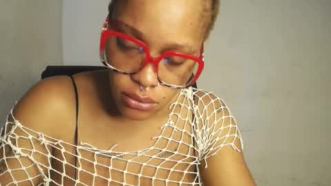 Snapshot of horny_ebonygirl_ chatting on June 2026 08:59:02 AM horny_ebonygirl_ online show from June 2026 08:59:02 AM