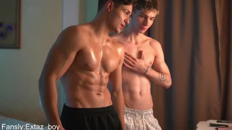 Snapshot of horny_goats chatting on January 2025 05:17:02 PM Extaz Athrey Howard online show from January 2025 05:17:02 PM