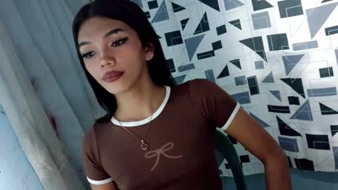 Rhiana online show from March 2026 01:07:02 PM