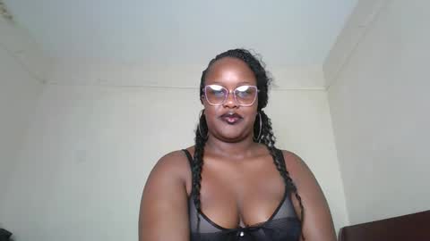 Snapshot of horny_sexxy_babe chatting on February 2026 11:54:02 AM Lucy online show from February 2026 11:54:02 AM