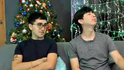 Alex and Camilo online show from December 2025 03:07:01 PM