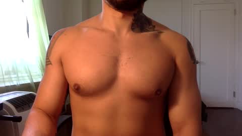 hornybbcxx online show from January 2025 07:00:02 PM