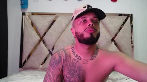 hornygirl_20000 online show from November 2025 11:29:01 PM