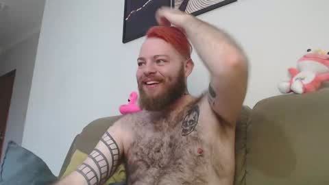 Snapshot of hornyhairy_bi chatting on December 2024 08:50:01 PM Harry online show from December 2024 08:50:01 PM