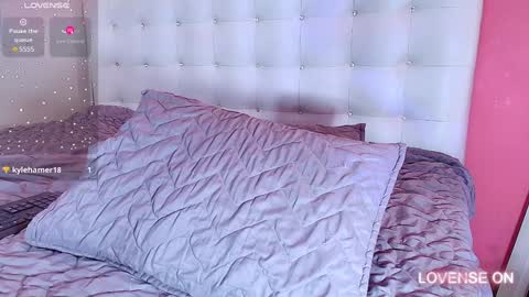 Valentina  online show from December 2024 12:56:01 PM