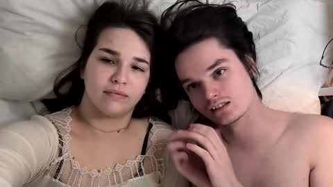 Alisa and Mike online show from May 2026 04:23:02 PM