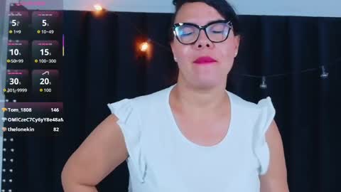 Natasha  online show from November 2025 07:24:02 AM