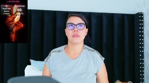 Natasha  online show from April 2026 07:00:01 PM