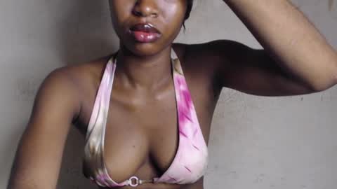 Bella online show from May 2026 07:35:02 AM