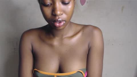 Bella online show from May 2026 07:37:01 AM