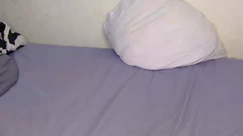 Snapshot of hornyy_cutie chatting on May 2026 11:34:04 PM Its Cora online show from May 2026 11:34:04 PM