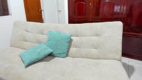 ronald and victoria online show from December 2024 12:44:02 AM