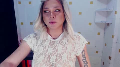 YOUR MAJESTY LUCY PEARL online show from January 2025 07:07:01 AM