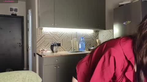 hosina_sayeri online show from September 2025 06:52:01 PM