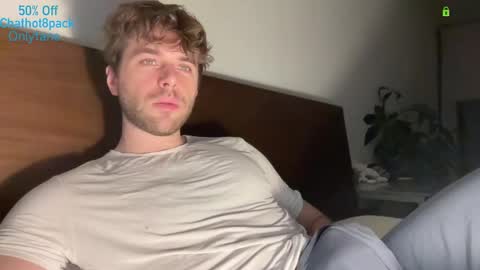 Edward aka Wolf online show from February 2026 11:33:01 PM