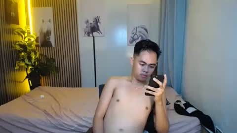 Snapshot of hot_8inchtwink chatting on September 2025 10:13:01 PM Rylle online show from September 2025 10:13:01 PM