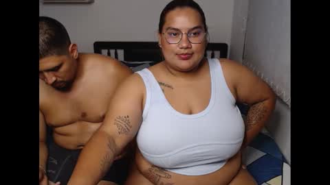Snapshot of hot__husbands chatting on January 2025 04:02:02 AM hot__husbands online show from January 2025 04:02:02 AM