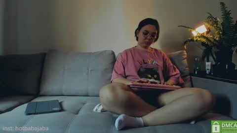   online show from February 2025 08:09:02 AM