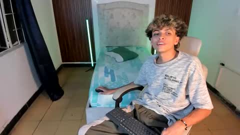 hot bunny online show from November 2025 02:43:02 AM