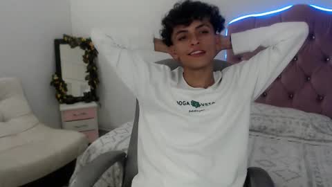 Salomon online show from December 2025 05:32:01 PM