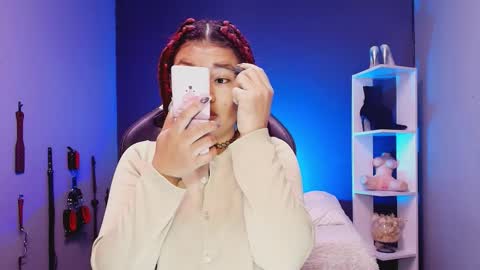 hot chocolate 4u online show from November 2025 12:07:01 PM