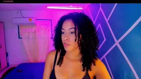 Snapshot of hot_couple07_ chatting on October 2025 03:02:02 AM Hot Couple online show from October 2025 03:02:02 AM