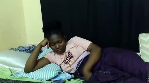 Milly online show from October 2025 07:55:01 PM