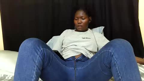 Milly online show from October 2025 06:33:01 AM