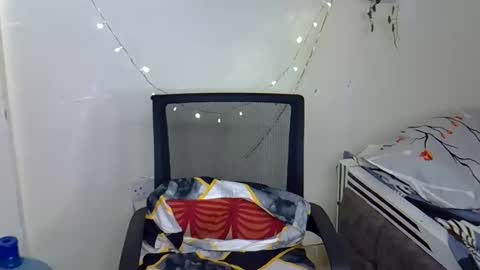 hot_dayne online show from November 2025 09:01:02 AM