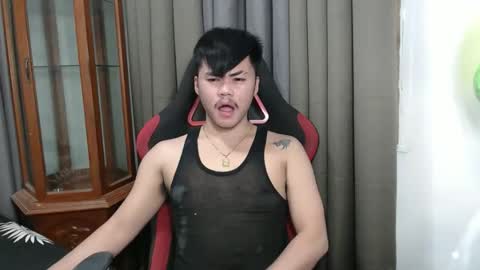 hot_emmanuel online show from October 2025 06:01:01 AM