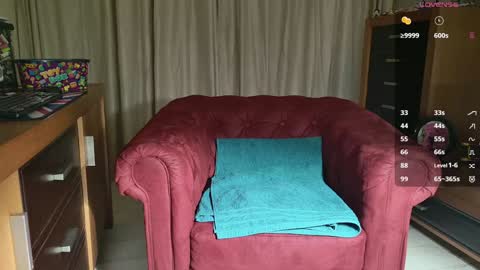 Aly online show from January 2025 10:08:02 PM