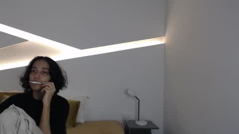 Snapshot of hot_little_bunny chatting on January 2025 07:23:02 PM Alana online show from January 2025 07:23:02 PM