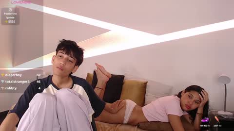 Snapshot of hot_little_bunny chatting on January 2025 12:57:02 AM Alana online show from January 2025 12:57:02 AM