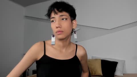 Snapshot of hot_little_bunny chatting on February 2025 08:37:01 PM Alana online show from February 2025 08:37:01 PM