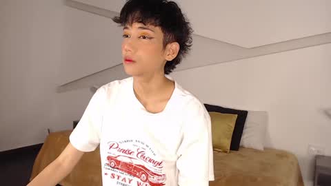 Snapshot of hot_little_bunny chatting on February 2025 08:56:01 PM Alana online show from February 2025 08:56:01 PM