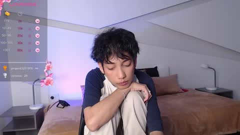 Snapshot of hot_little_bunny chatting on March 2025 12:22:02 AM Alana online show from March 2025 12:22:02 AM