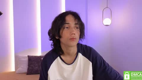 Snapshot of hot_little_bunny chatting on September 2025 09:16:01 PM Alana online show from September 2025 09:16:01 PM