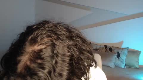 Snapshot of hot_little_bunny chatting on October 2025 09:34:01 PM Alana online show from October 2025 09:34:01 PM