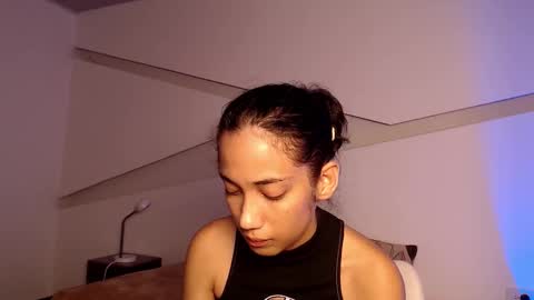 Snapshot of hot_little_bunny chatting on October 2025 08:42:01 PM Alana online show from October 2025 08:42:01 PM